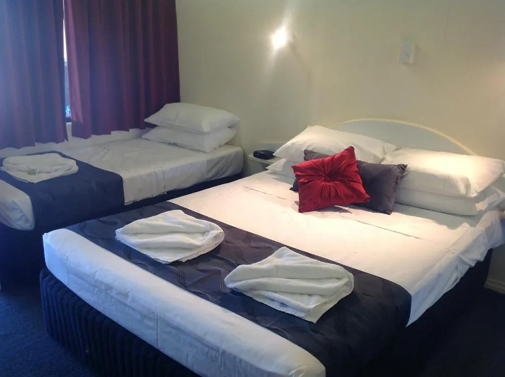 Parkside Motel Ayr 3*,