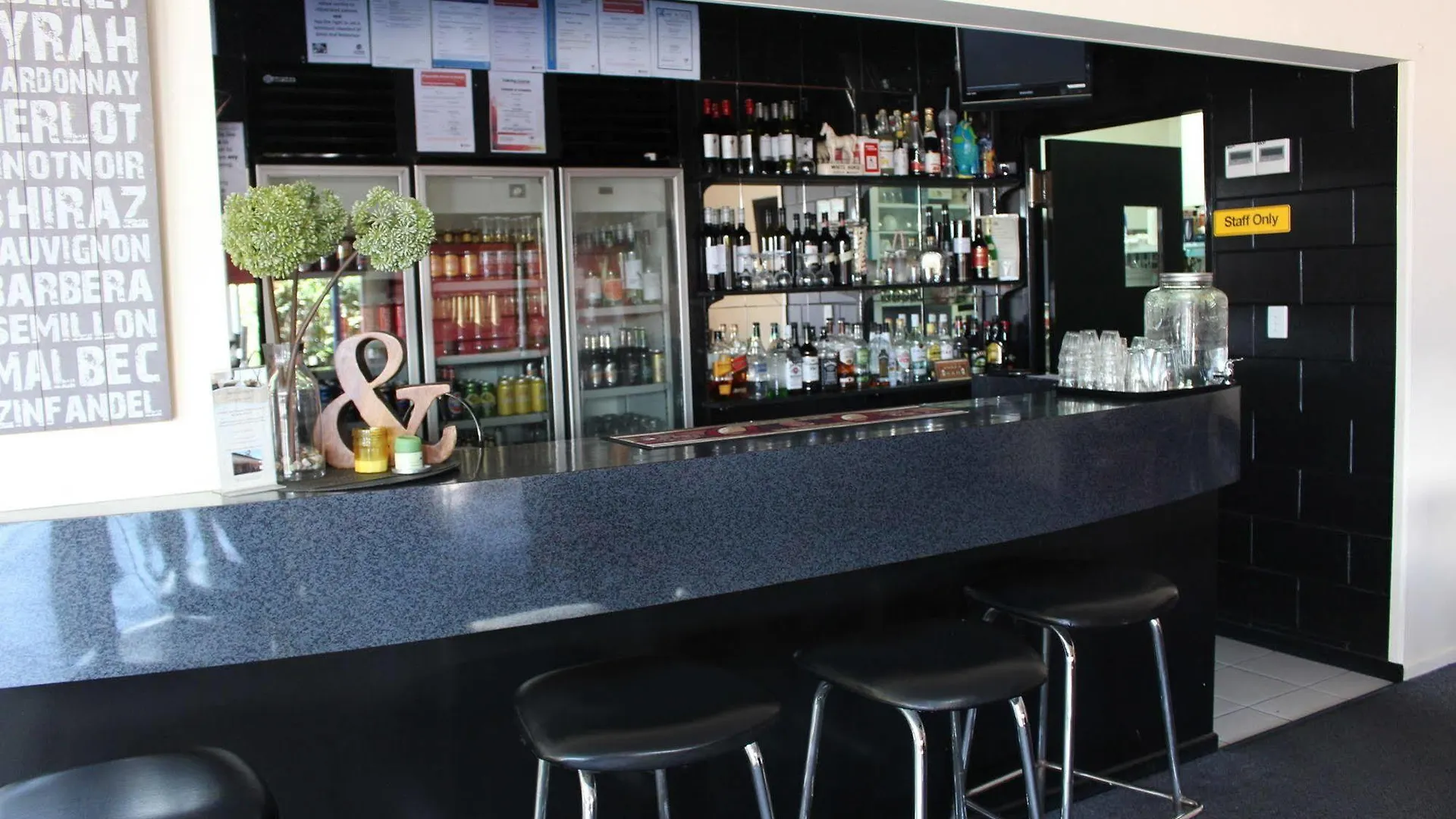 Parkside Motel Ayr 3*,  Australia