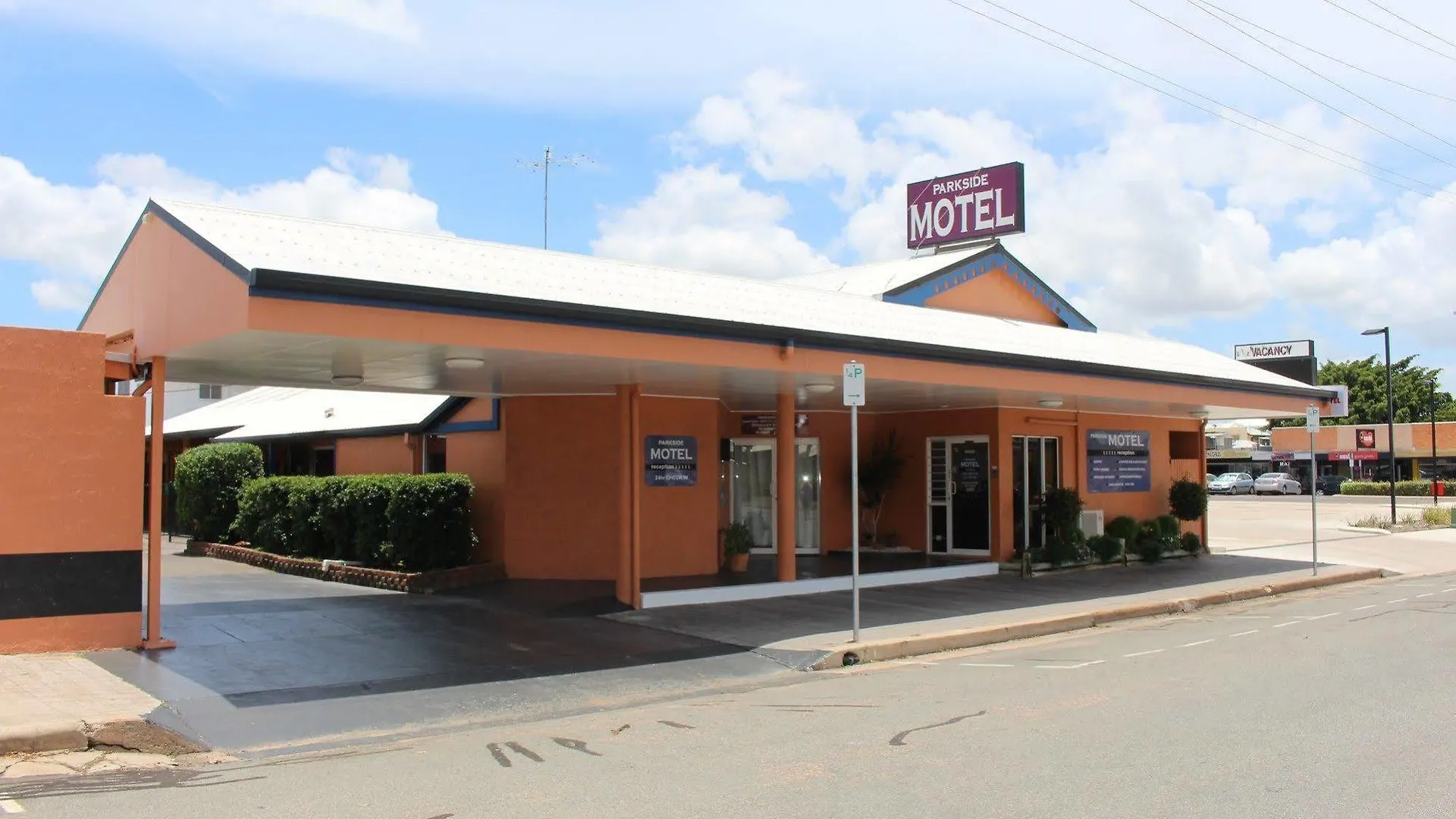 Parkside Motel Ayr contacts